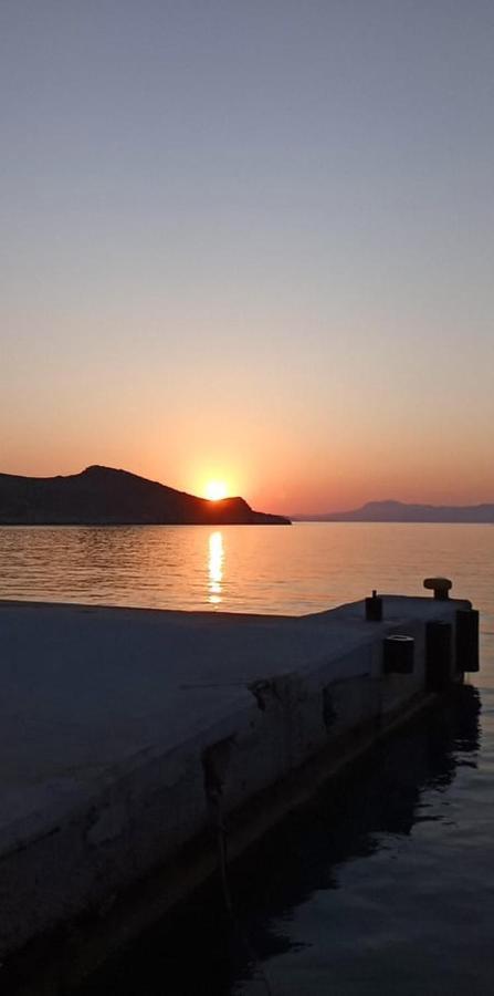 Occasus Room Chalki Town Exterior photo
